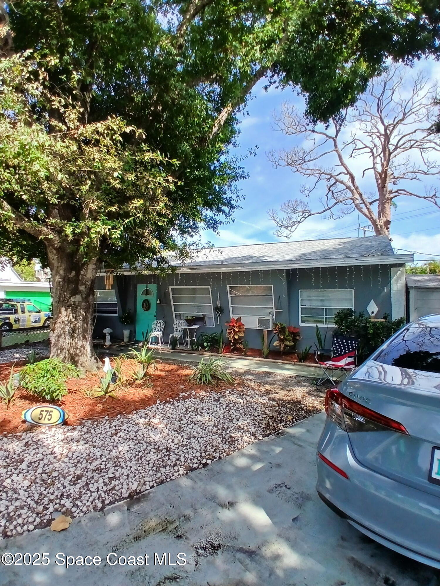 575 Nora Avenue