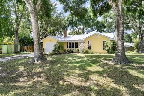5625 38th Street, Vero Beach, FL 32966 - #: 1017595