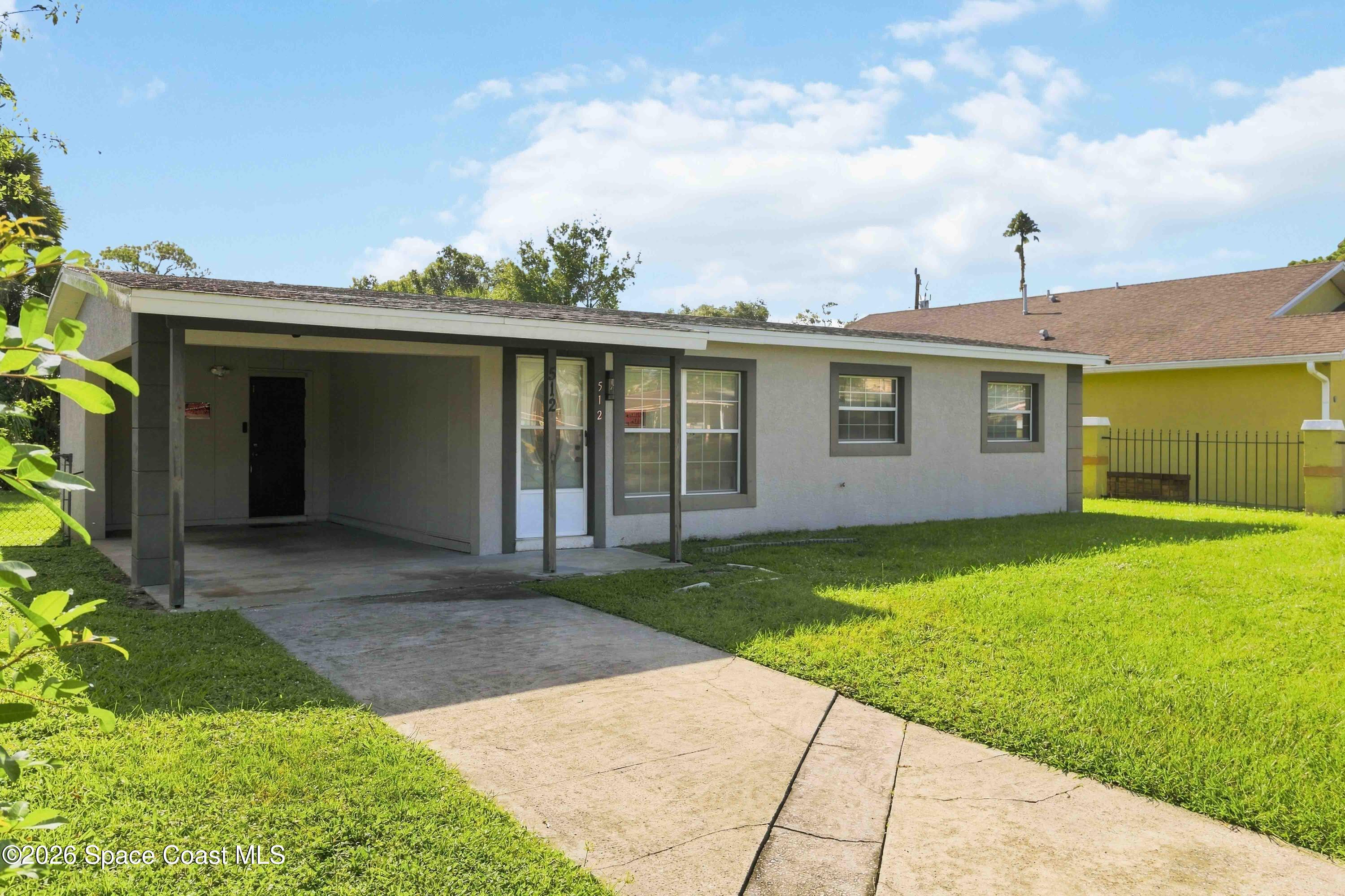 512 Lincoln Road