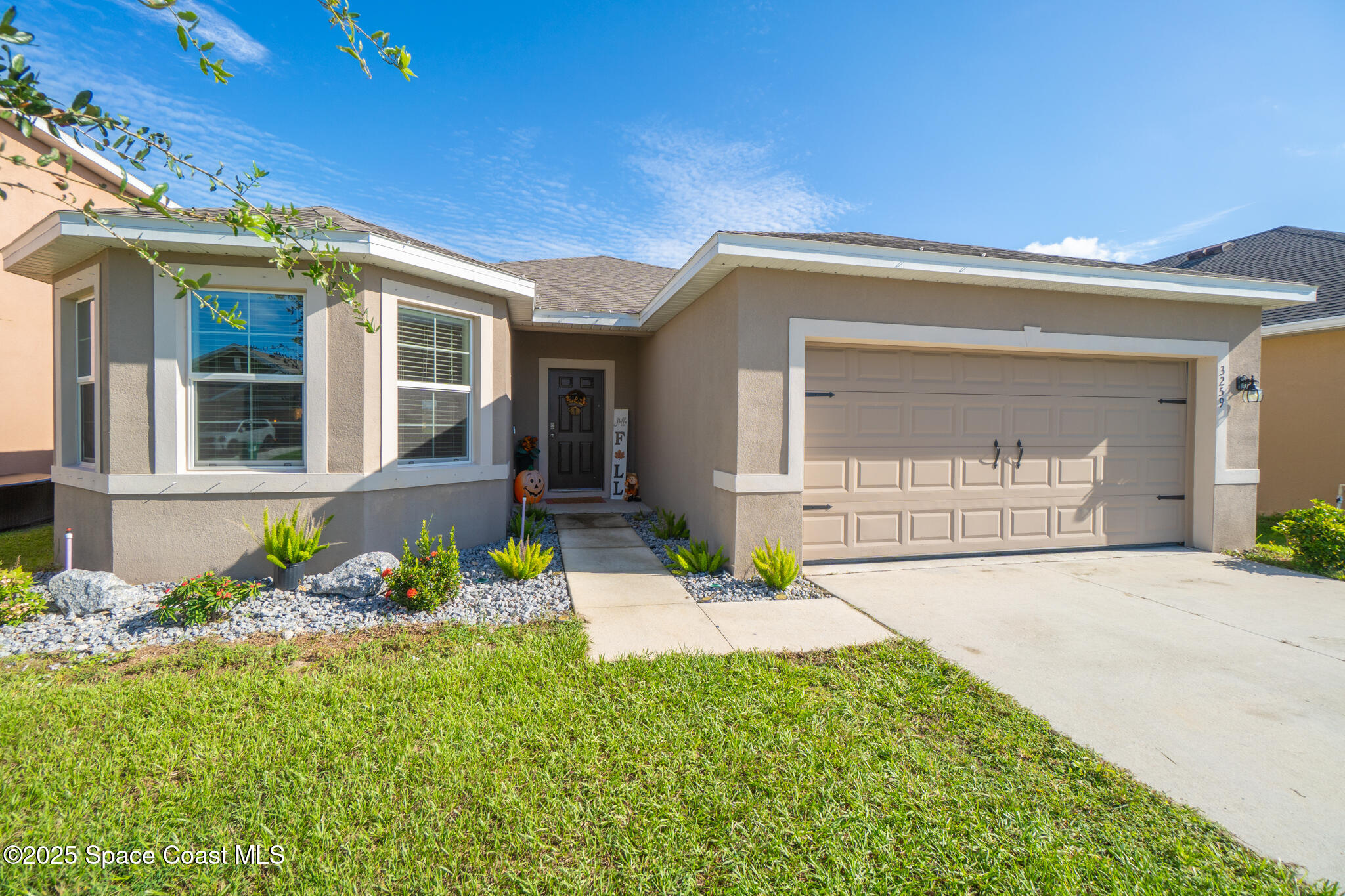 3259 Burrowing Owl Drive
