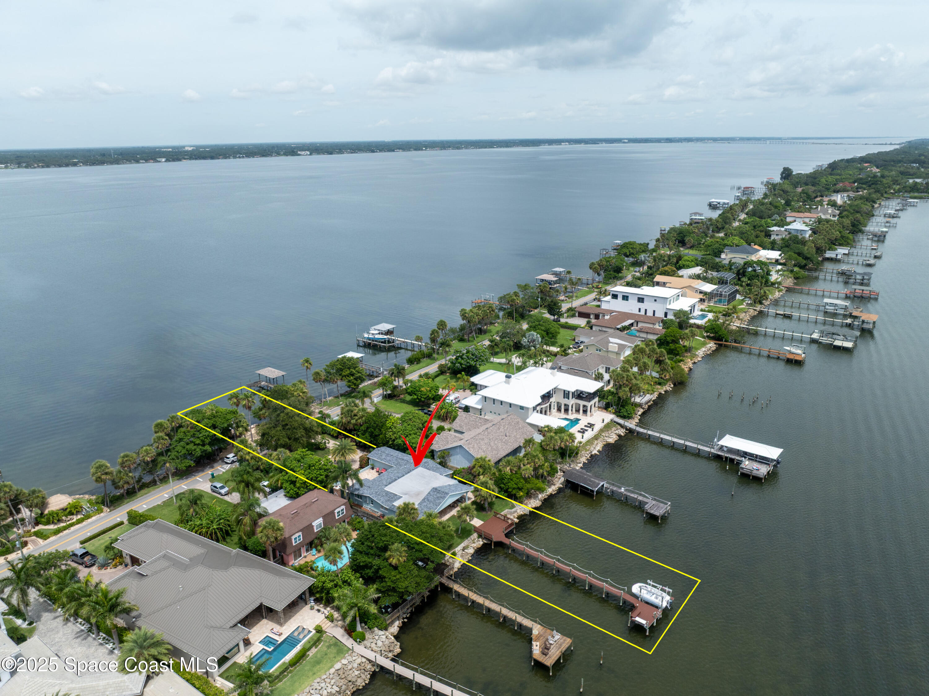 10758 S Tropical Trail