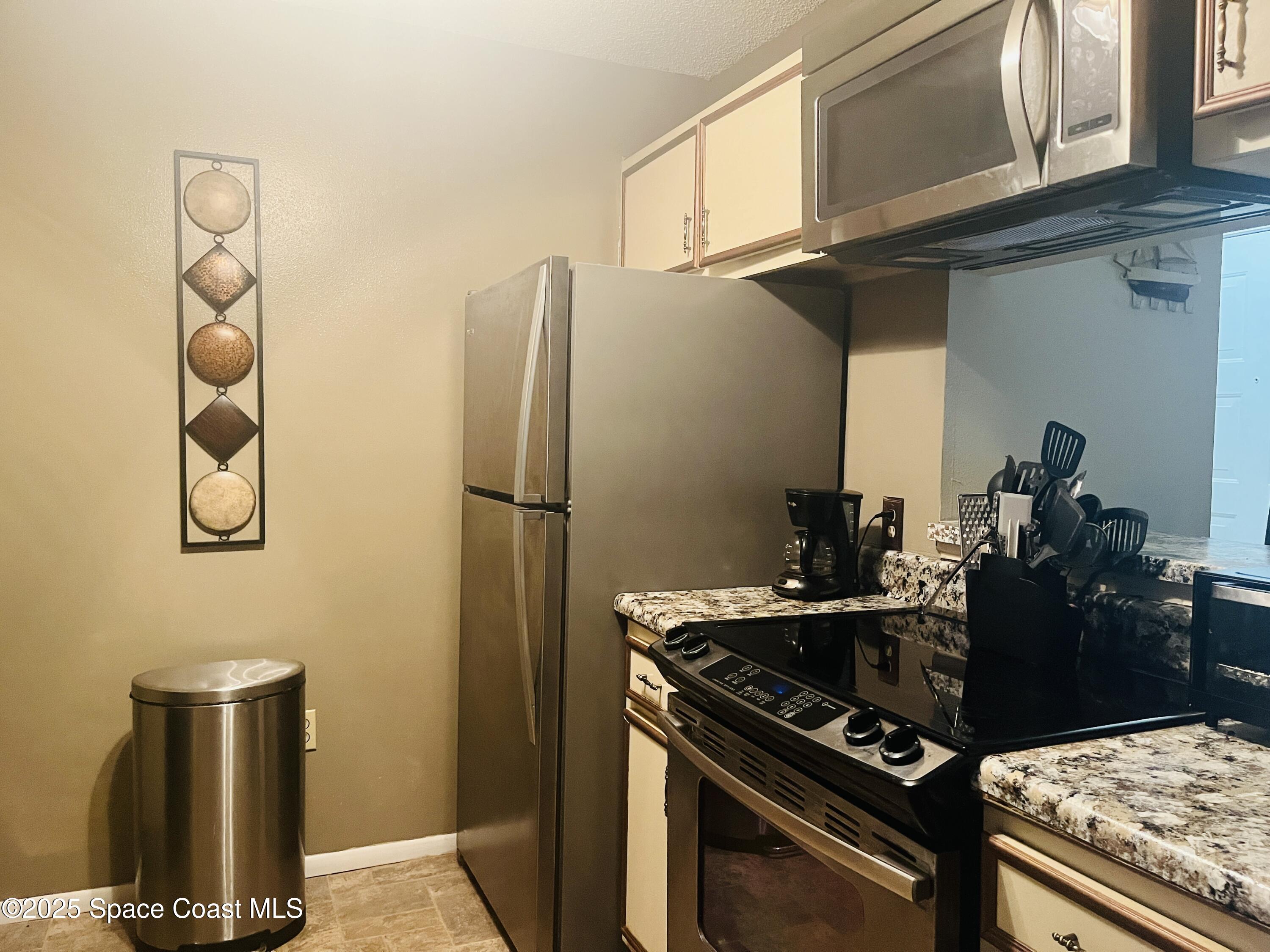 225 S Tropical Trail 607