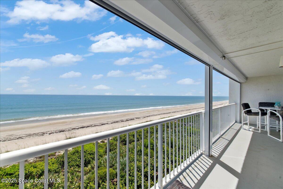 1555 N Highway A1a 402