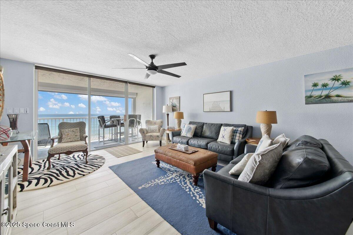 1555 N Highway A1a 402