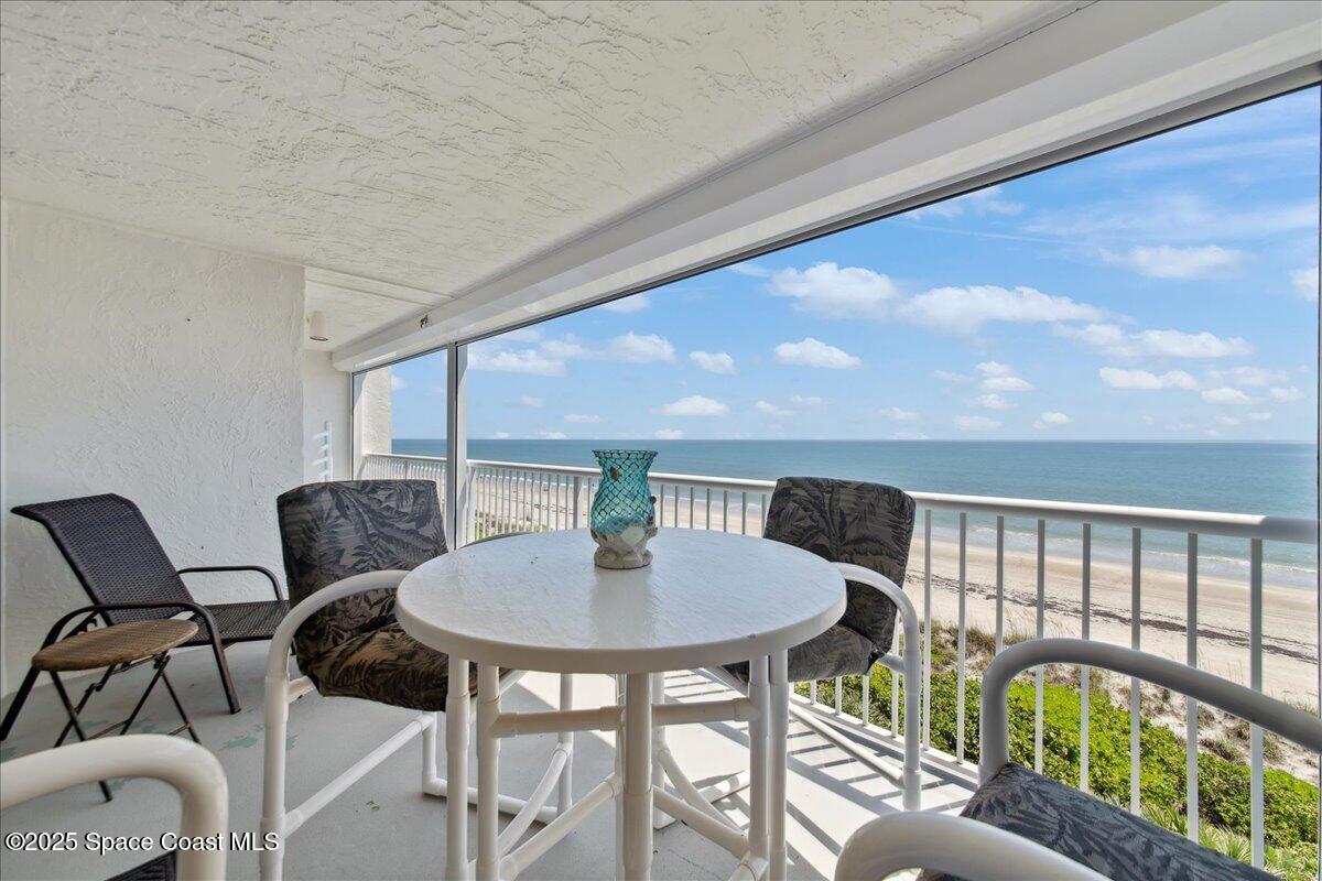 1555 N Highway A1a 402