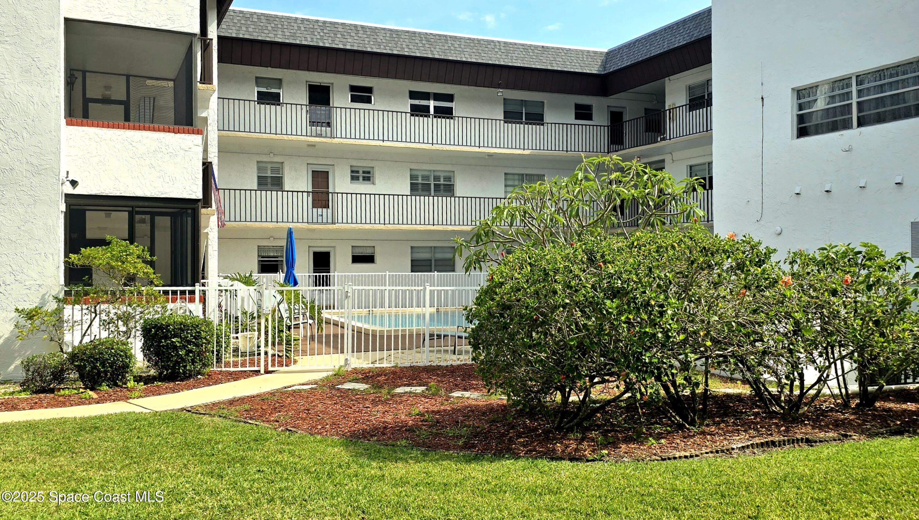 725 Port Malabar Boulevard NE 209
