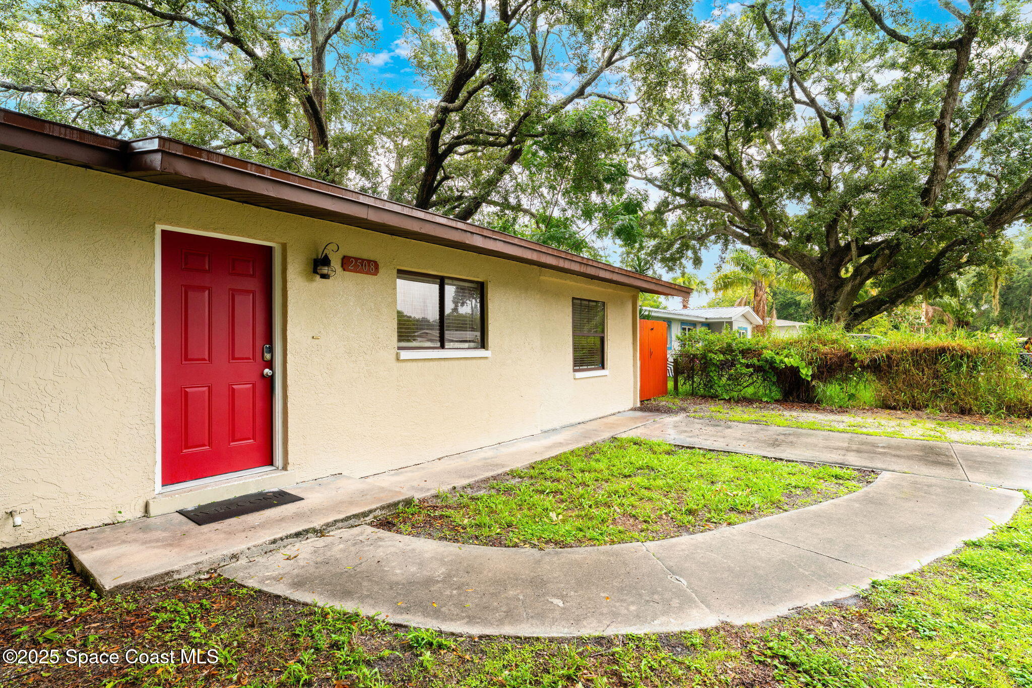 2508 Hathaway Drive