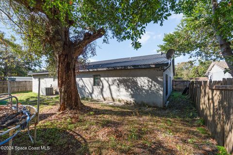 A home in Mount Dora