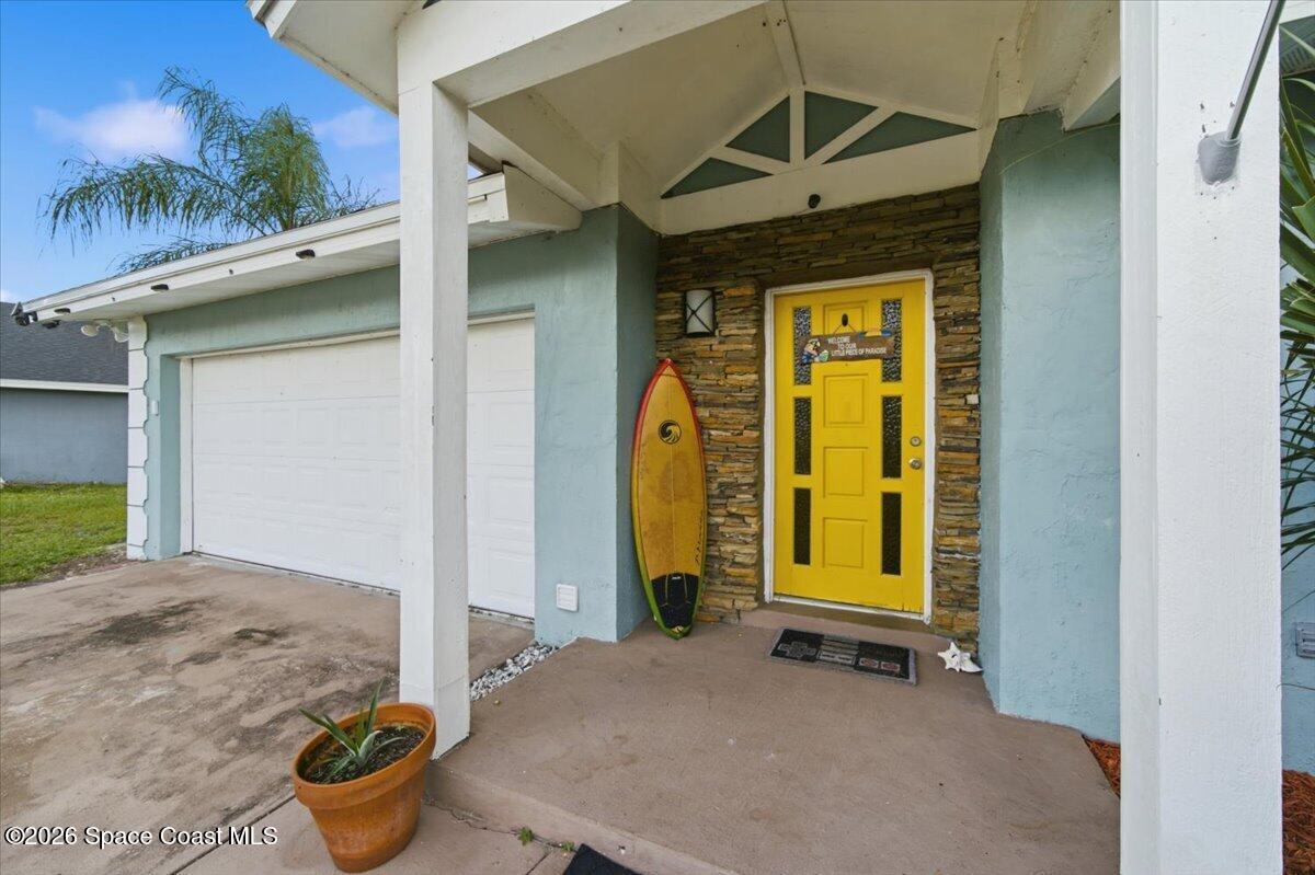 657 Altura Drive