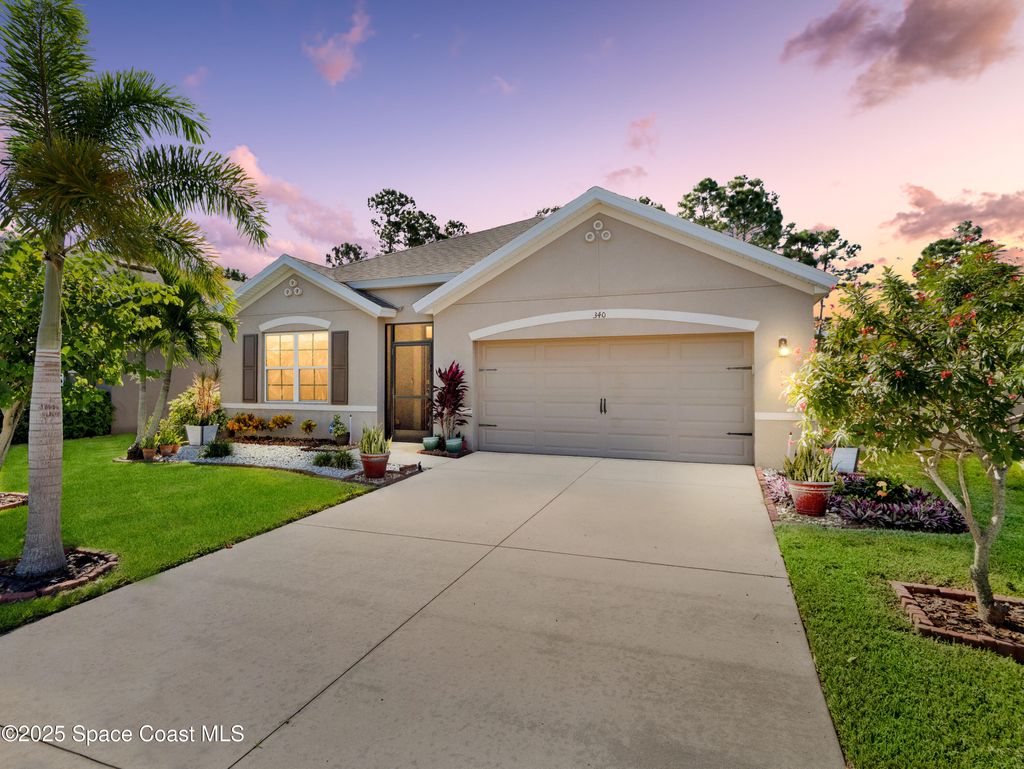 Photo of 340 Forest Trace Circle, Titusville, FL 32780 (MLS # 1060217)
