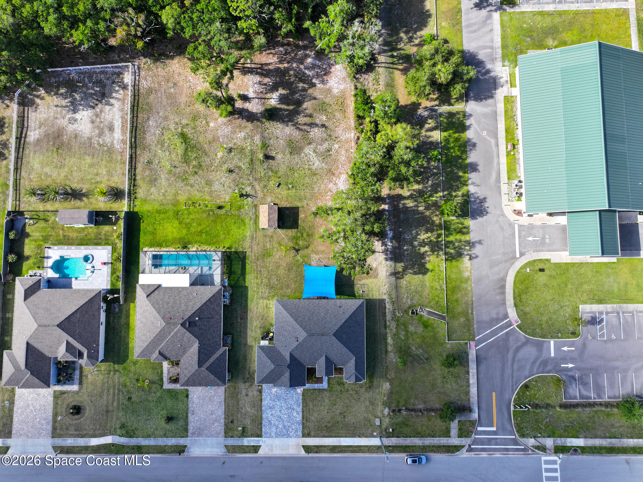 1845 Market Circle NE