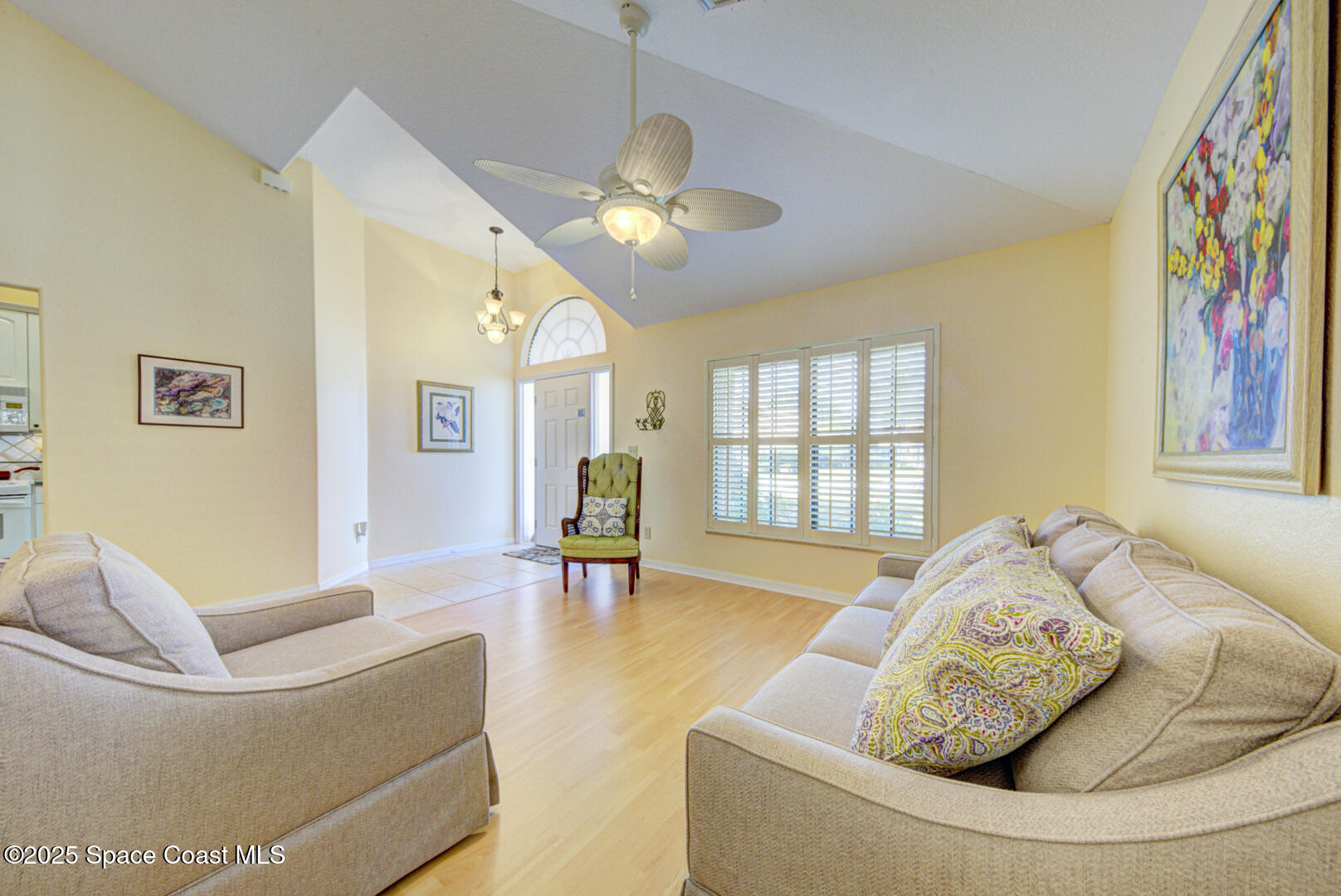 1845 James Circle