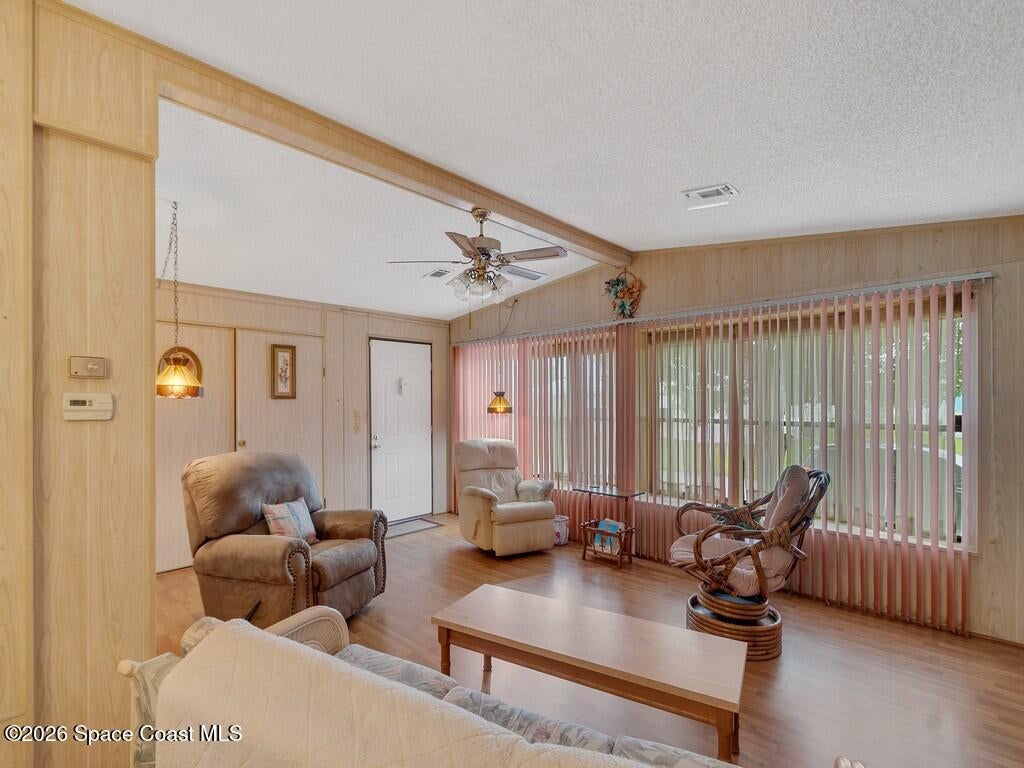 1229 Iriquois Drive