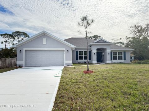 471 Kumquat Avenue Sebastian FL 32958