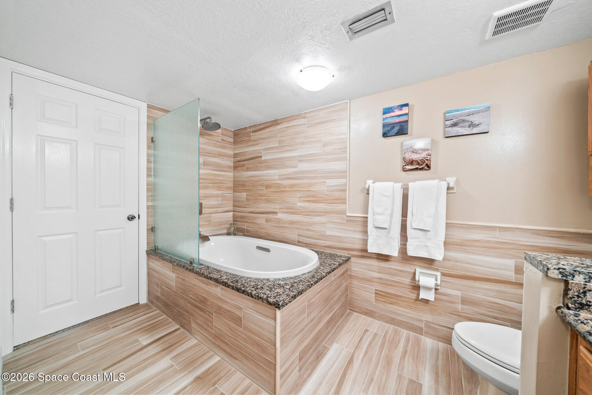 8496 S Ridgewood Avenue S 3405