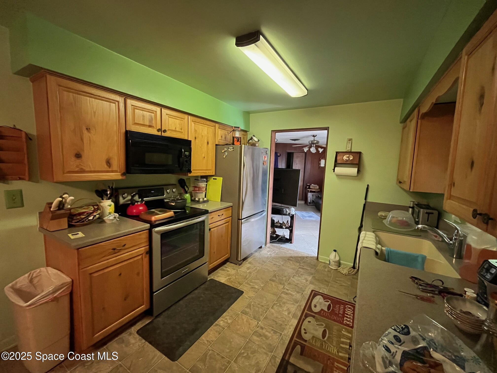 1716 Hubbard Drive