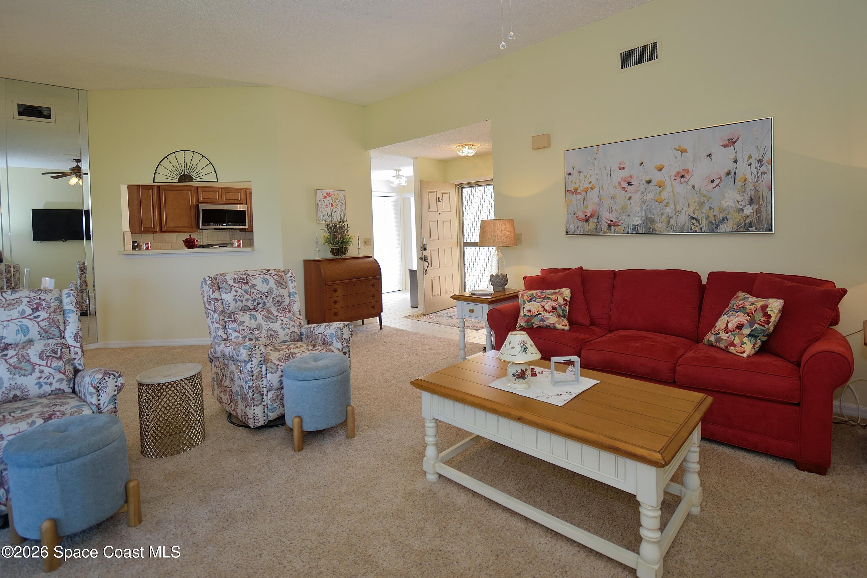 712 Green Valley Lane