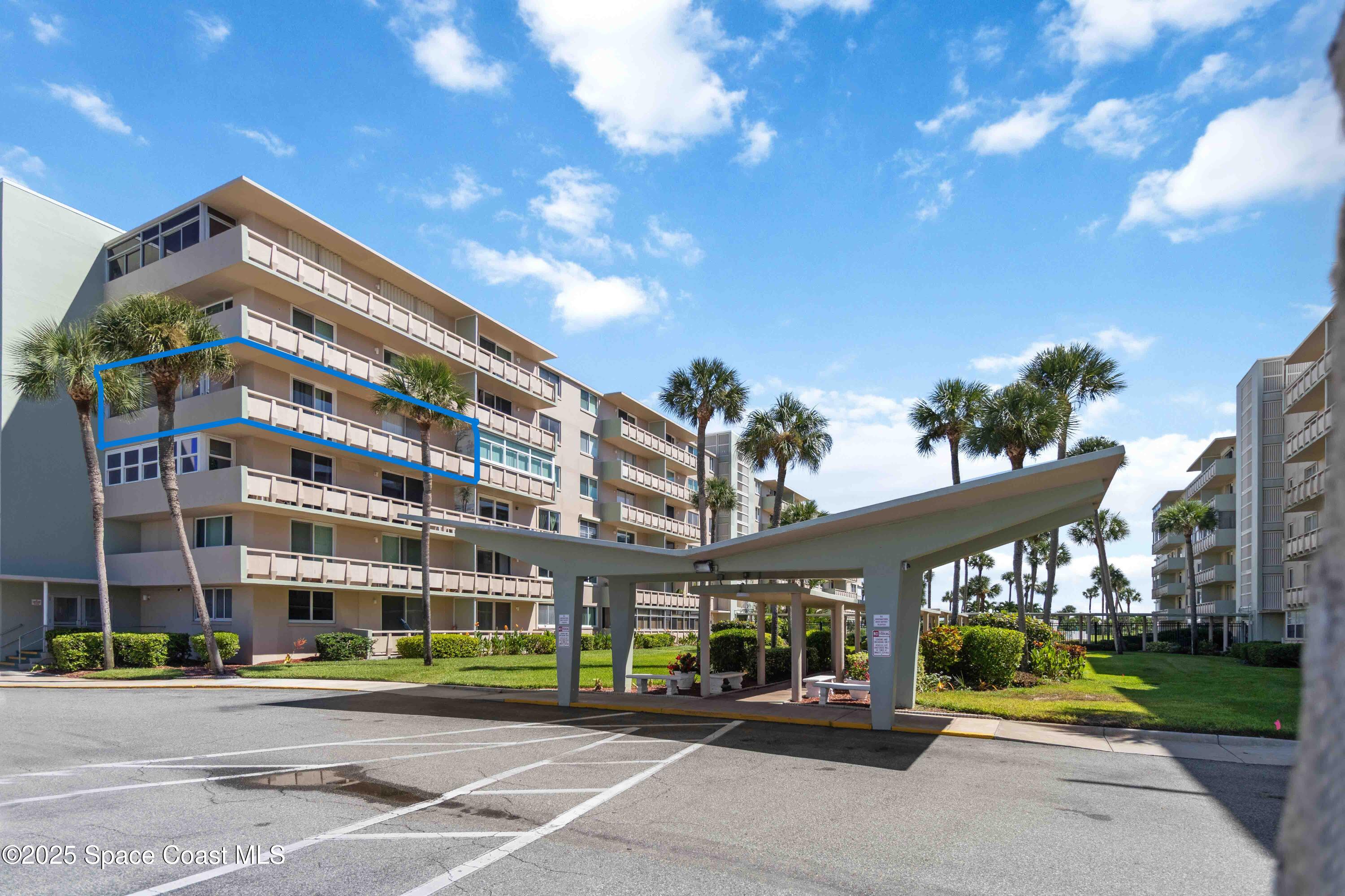 Twin Towers - Cocoa Beach Condo Gallery, image size:3000x2000