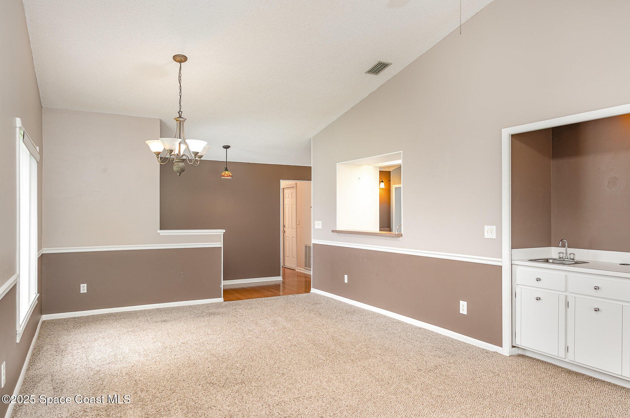386 Myrtlewood Road