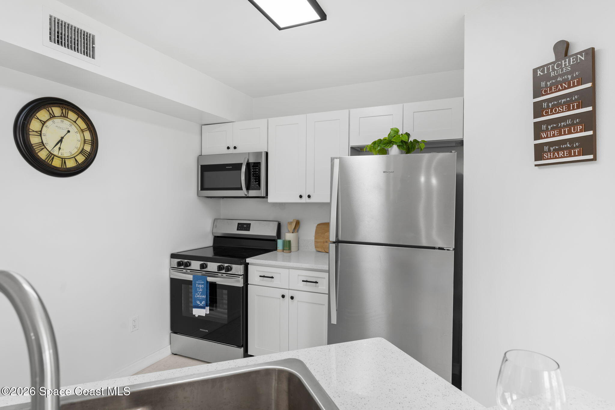 7310 N Highway 1 101