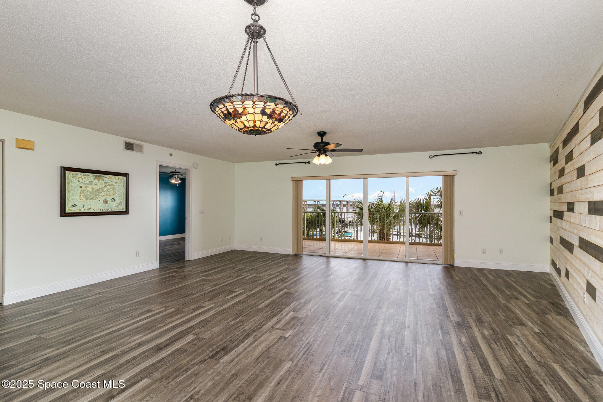 102 Riverside Drive 203