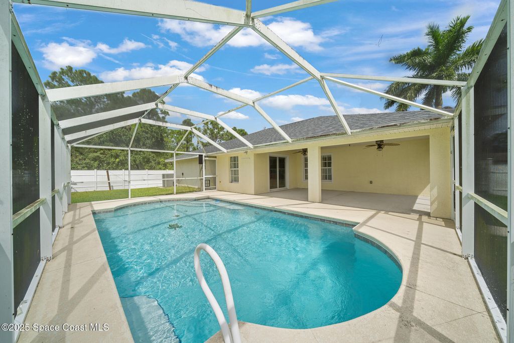 Photo of 2736 Tolman Avenue SE, Palm Bay, FL 32909 (MLS # 1059193)