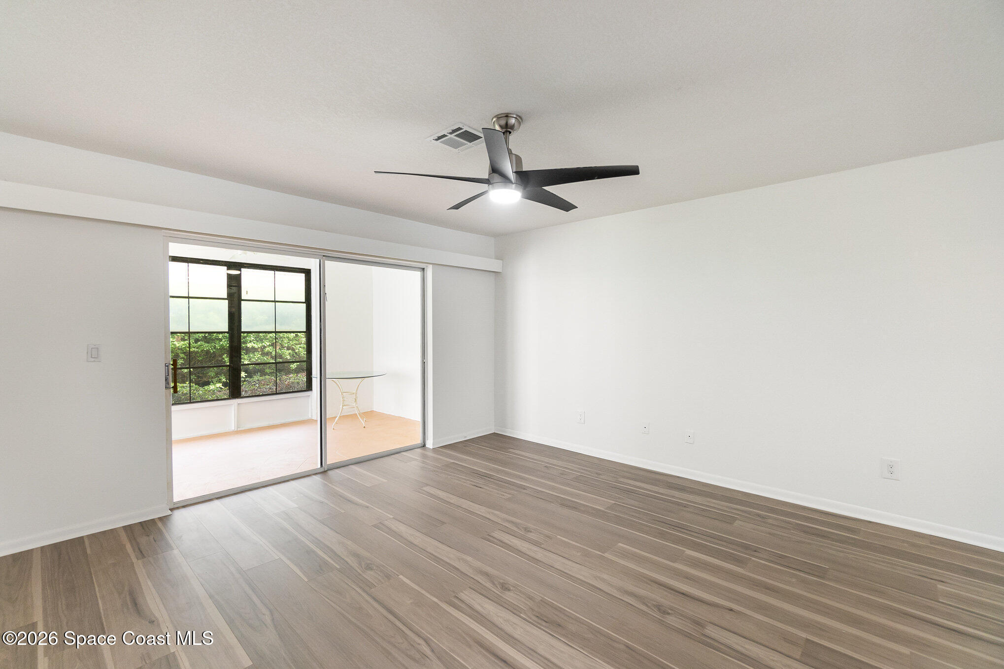 255 Paradise Boulevard 11