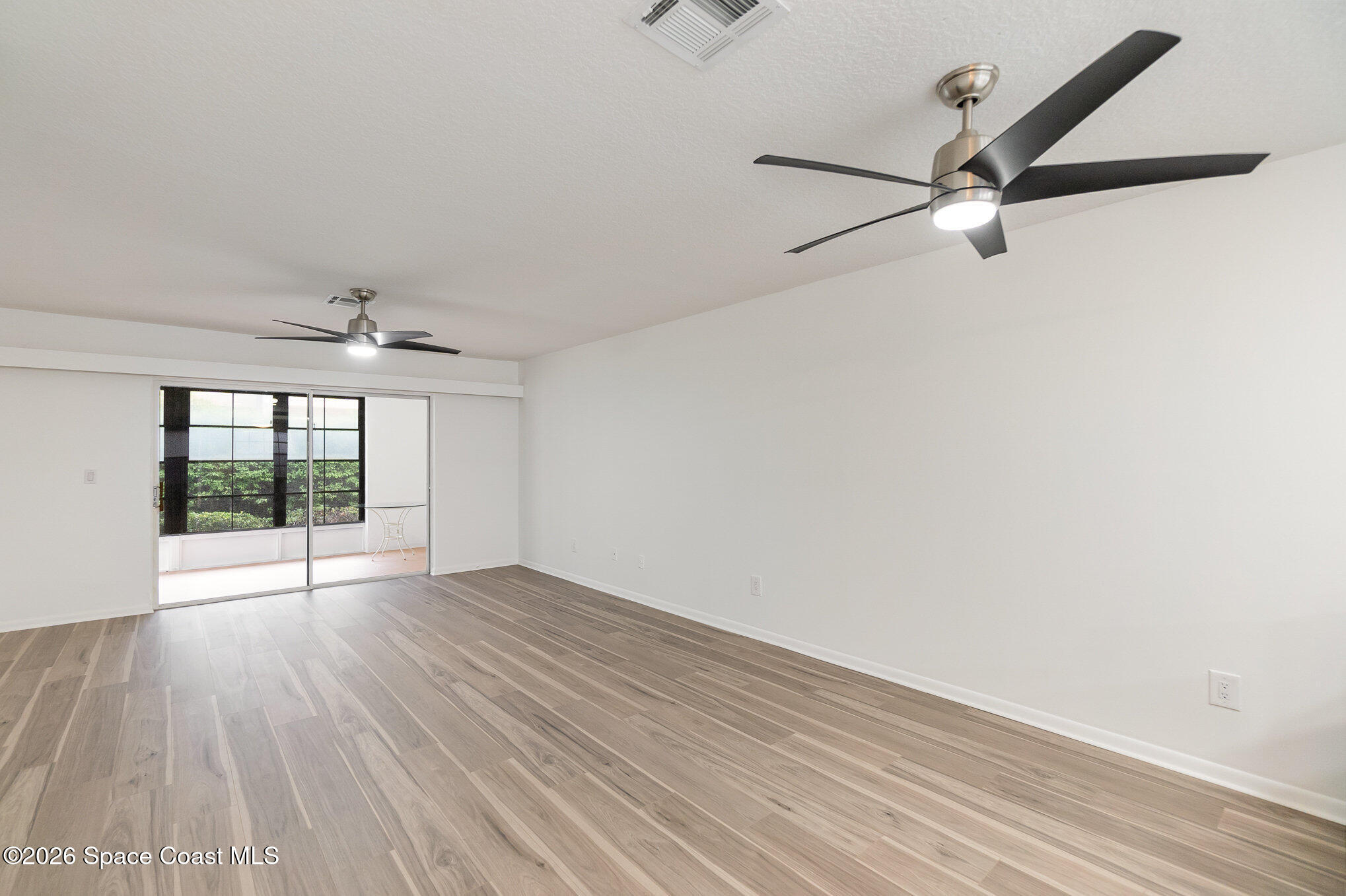 255 Paradise Boulevard 11