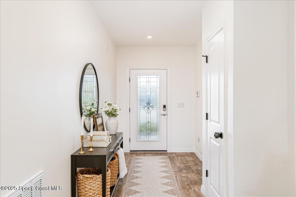 1212 Canfield Circle