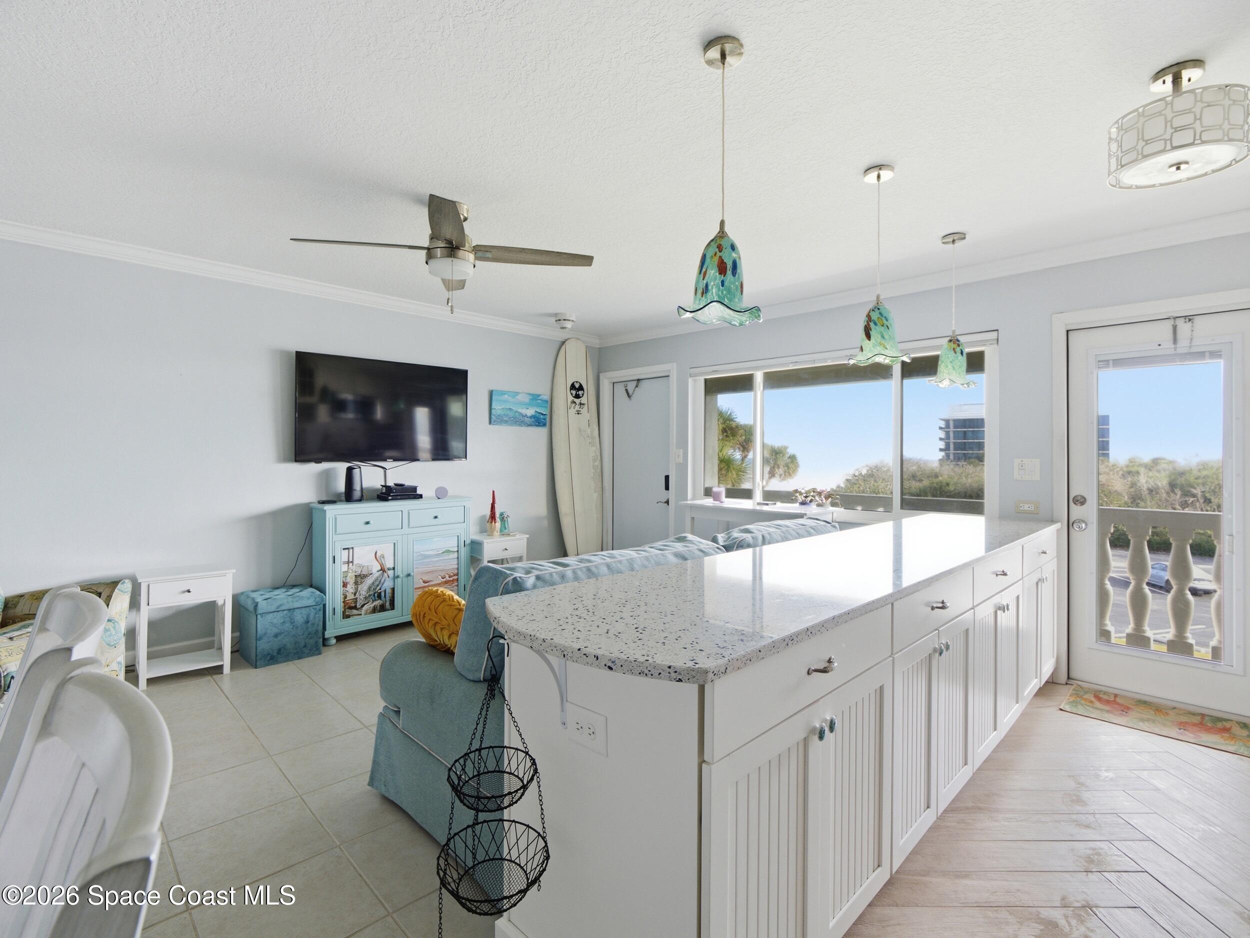 1273 Highway A1a 307