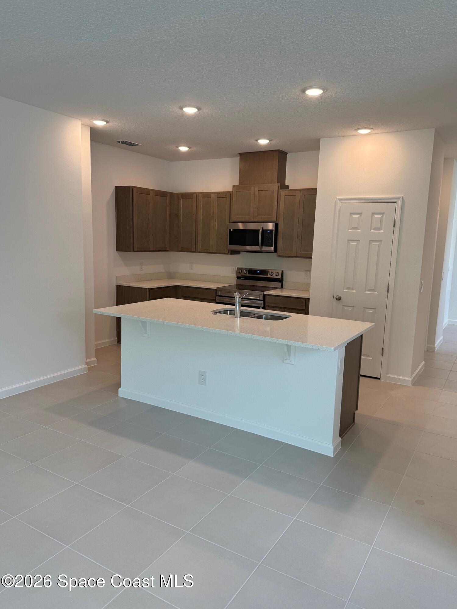 5065 Quarryside Drive