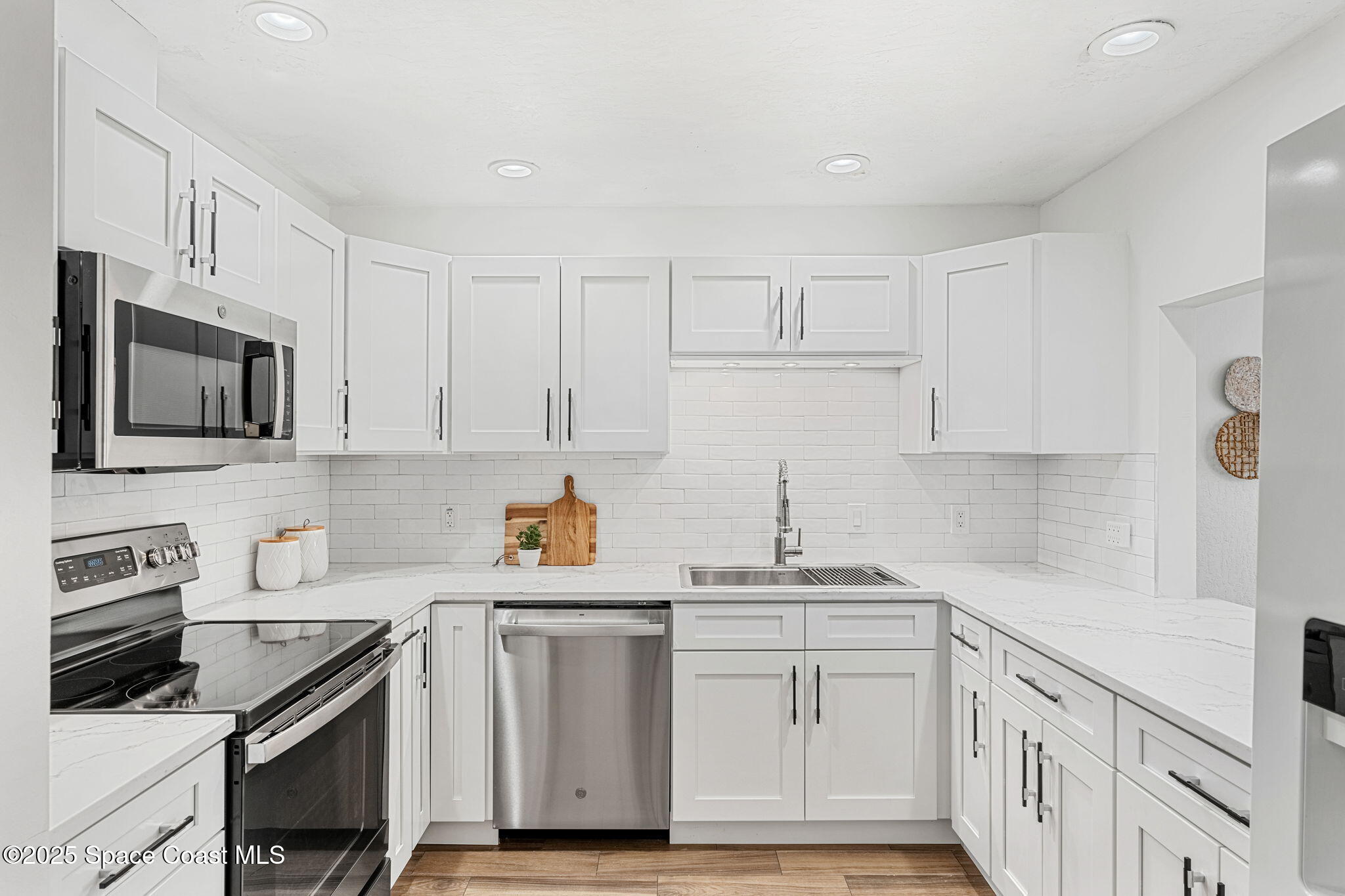 641 Greenwood Manor Circle 32-H