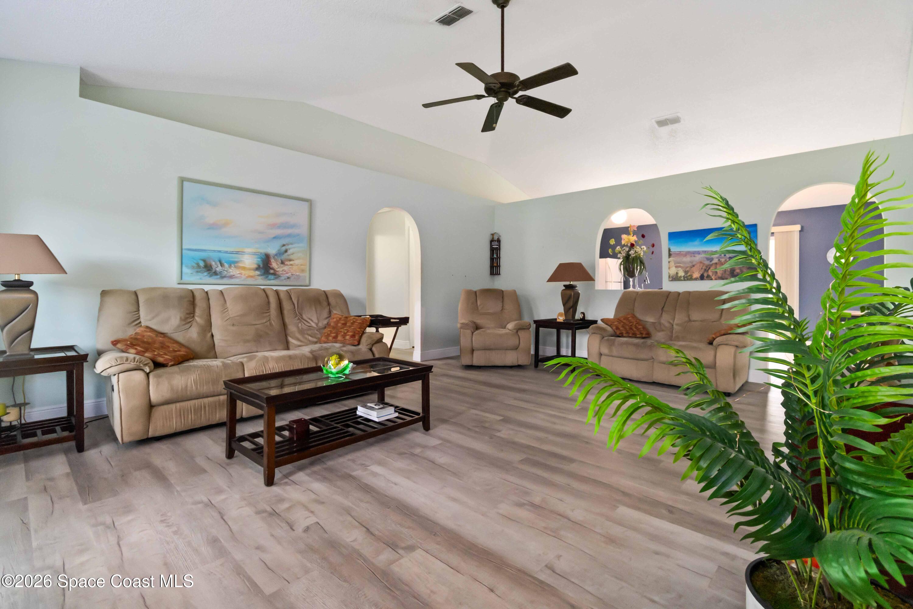 308 NW Tamarind Circle NW 41