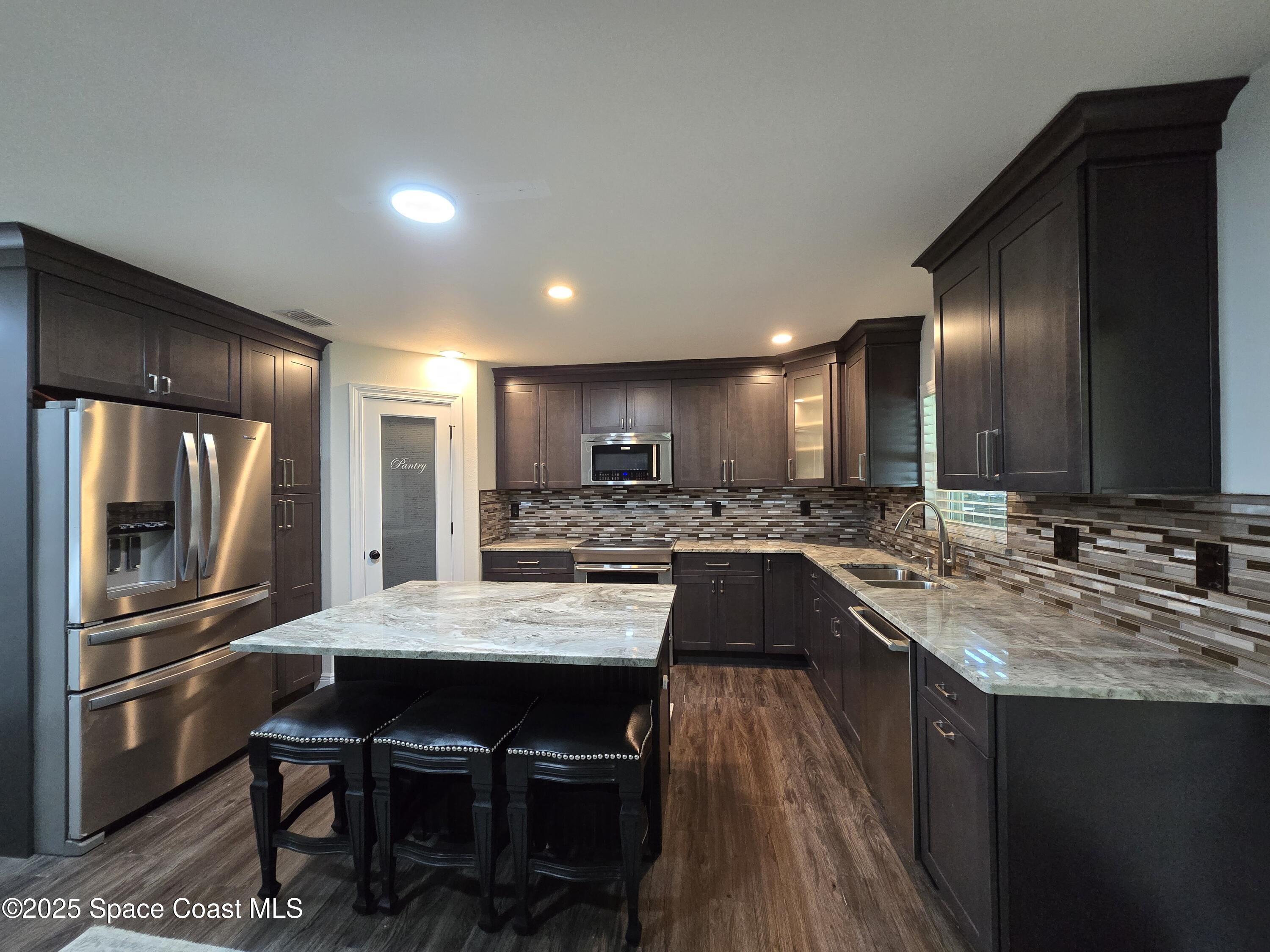 334 Dryden Circle