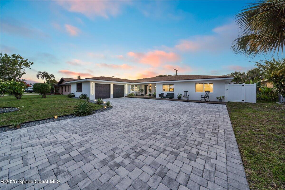 590 Sherwood Avenue