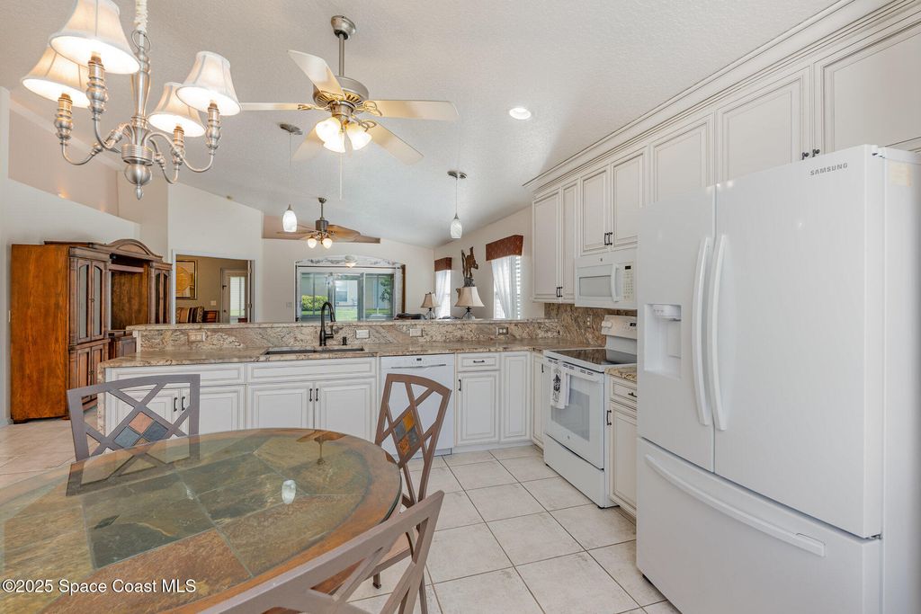 Photo of 1190 Pine Creek Circle NE, Palm Bay, FL 32905 (MLS # 1058553)