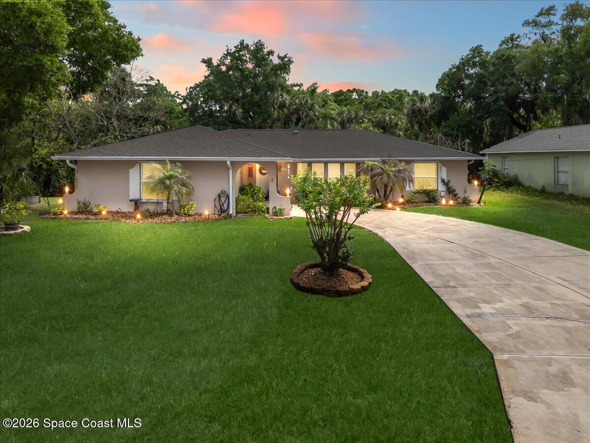 571 Drexel Avenue NE