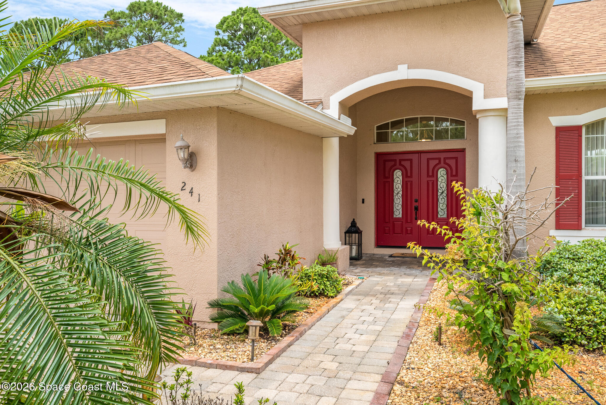 241 Devlin Court SE