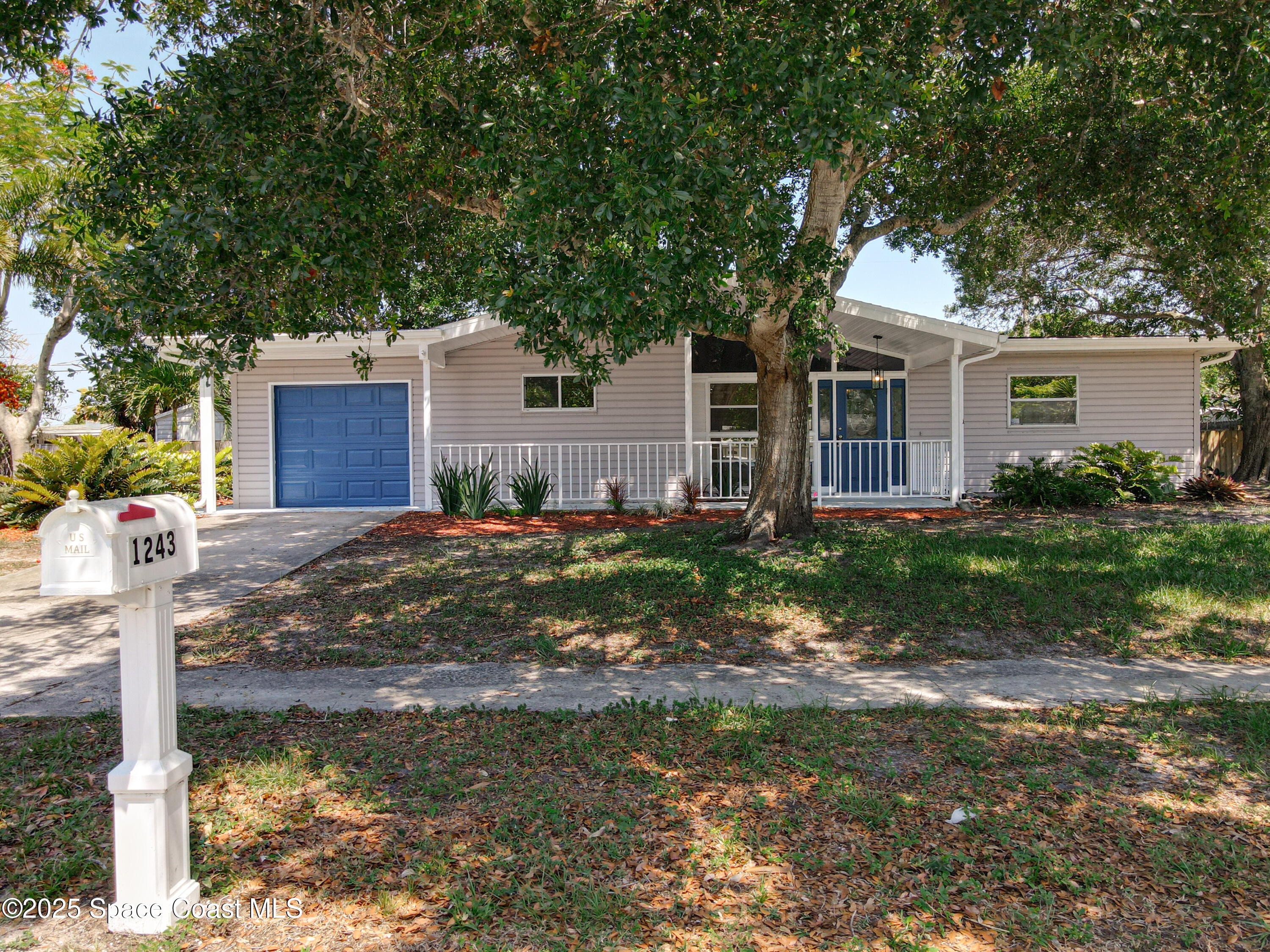1243 Wild Rose Drive NE