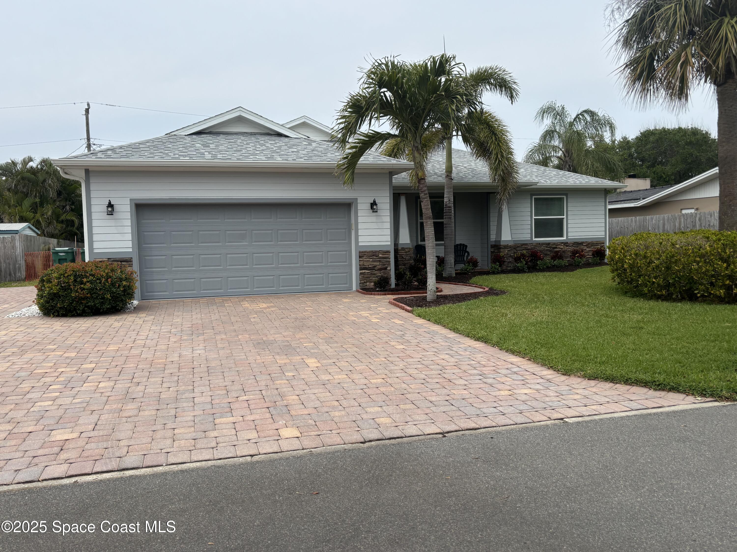 2015 Plumosa Way