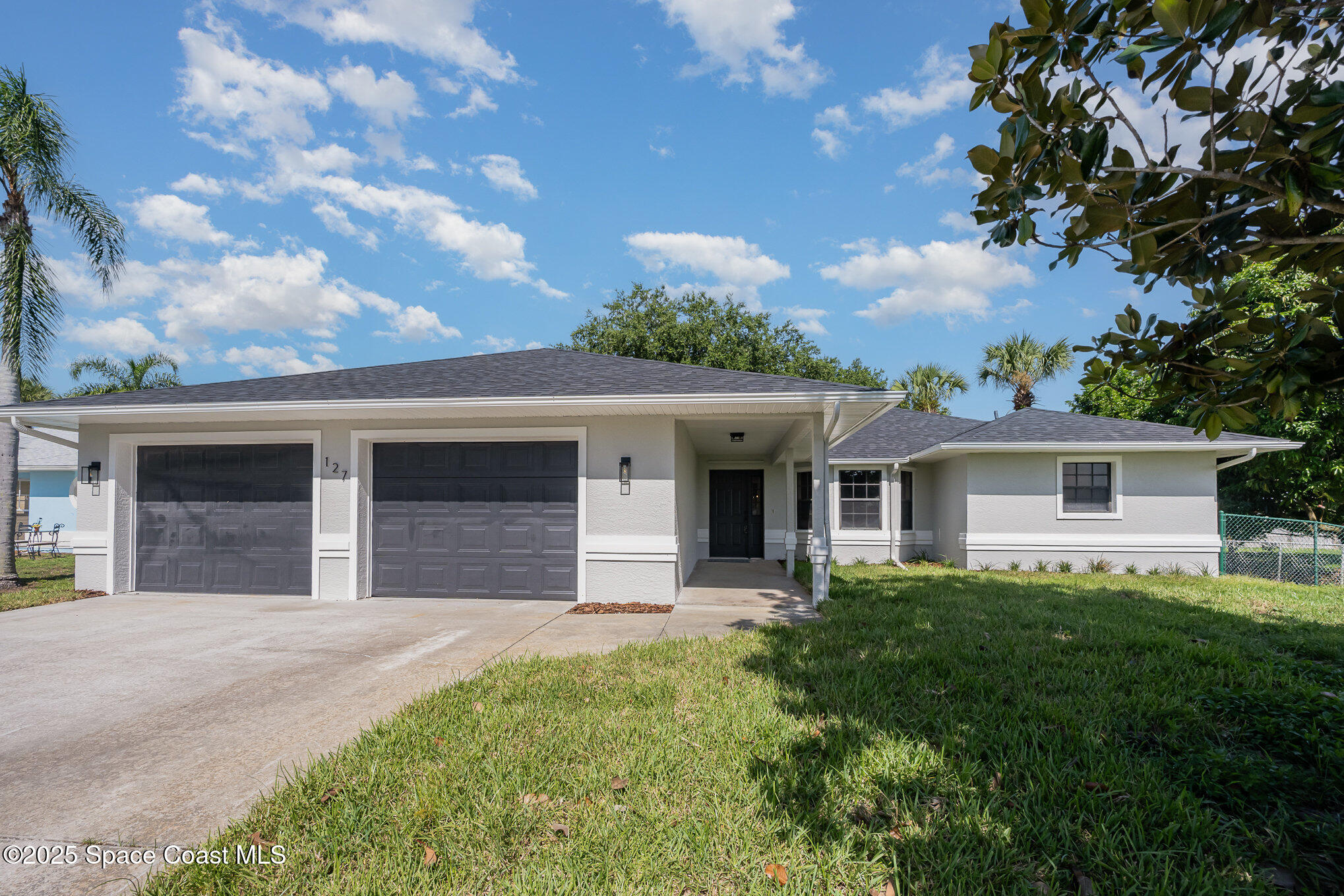 127 Friar Court