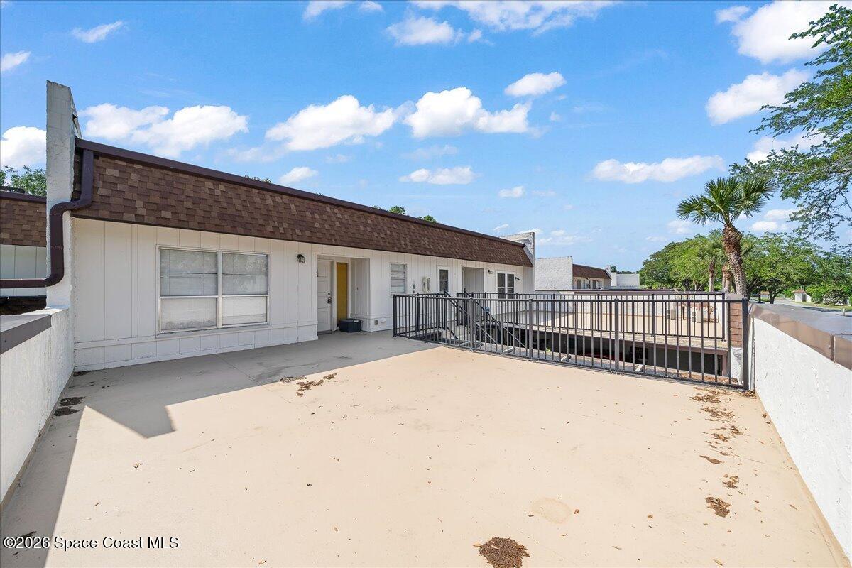 2592 Demaret Drive 326b