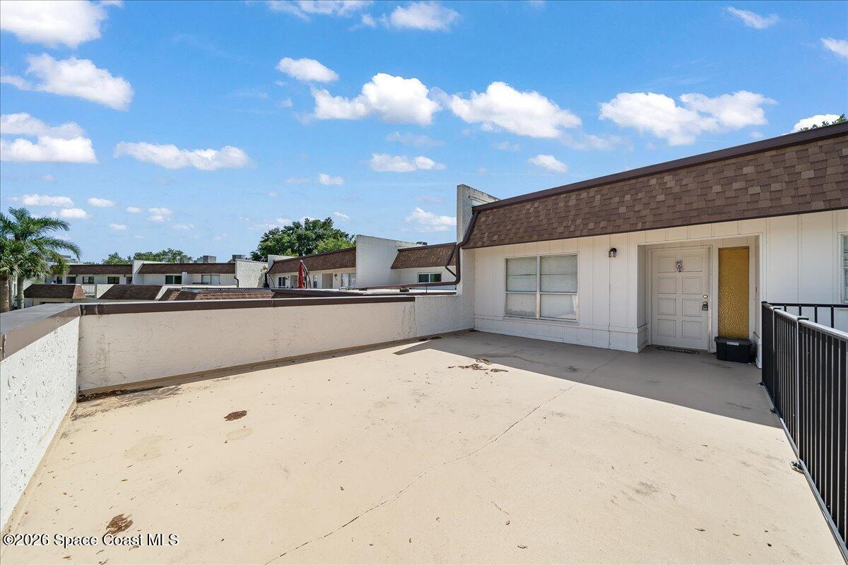 2592 Demaret Drive 326b