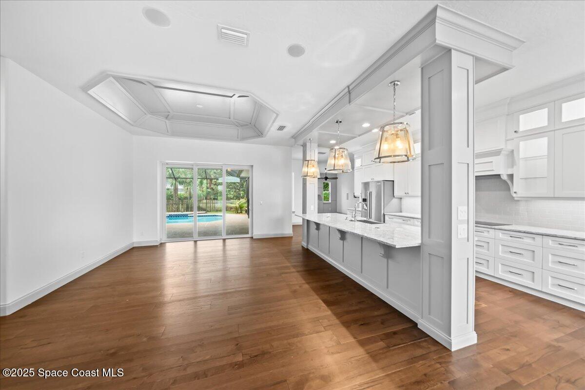 1065 Mercedes Drive