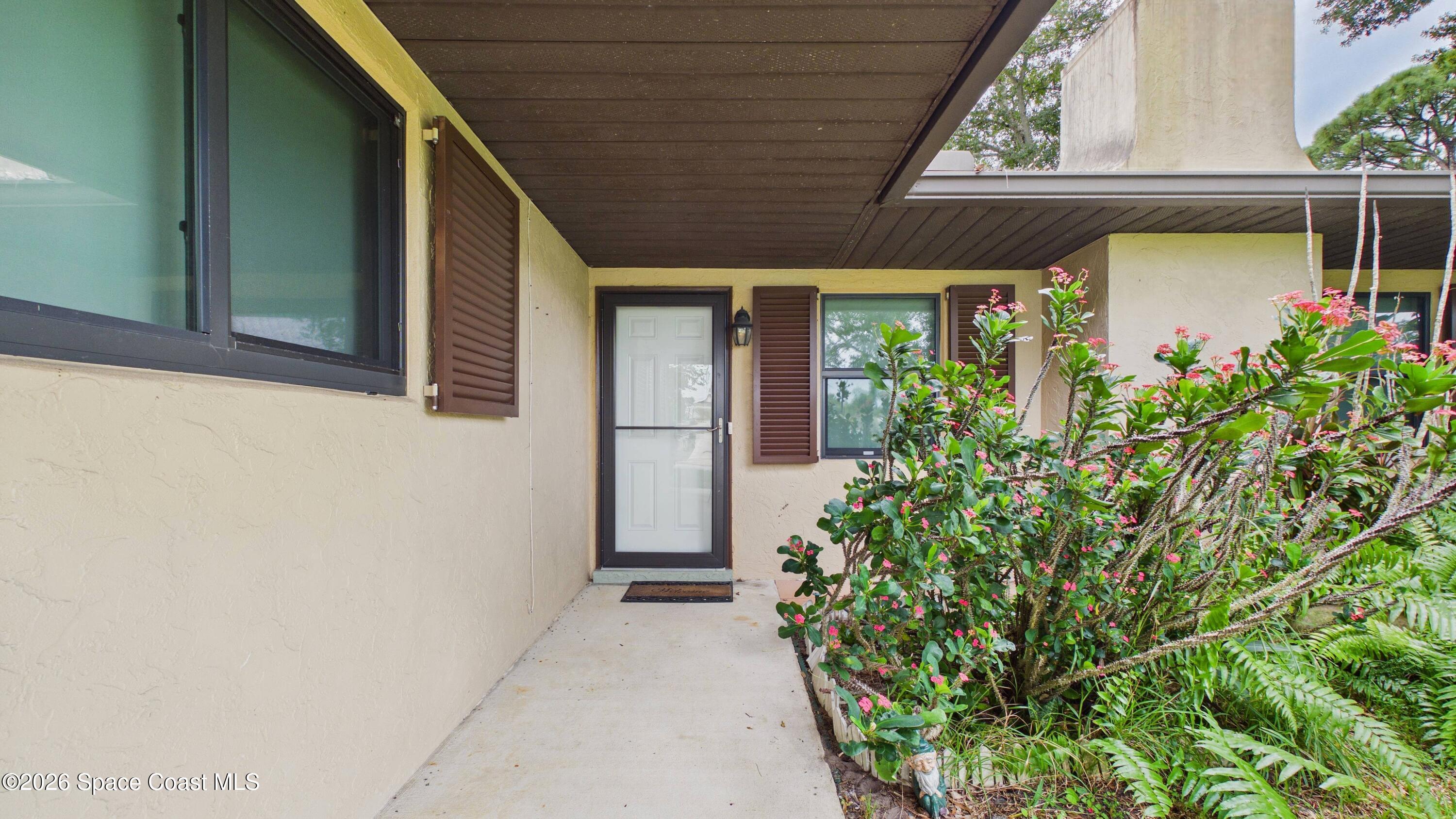 686 Crystal Mist Avenue