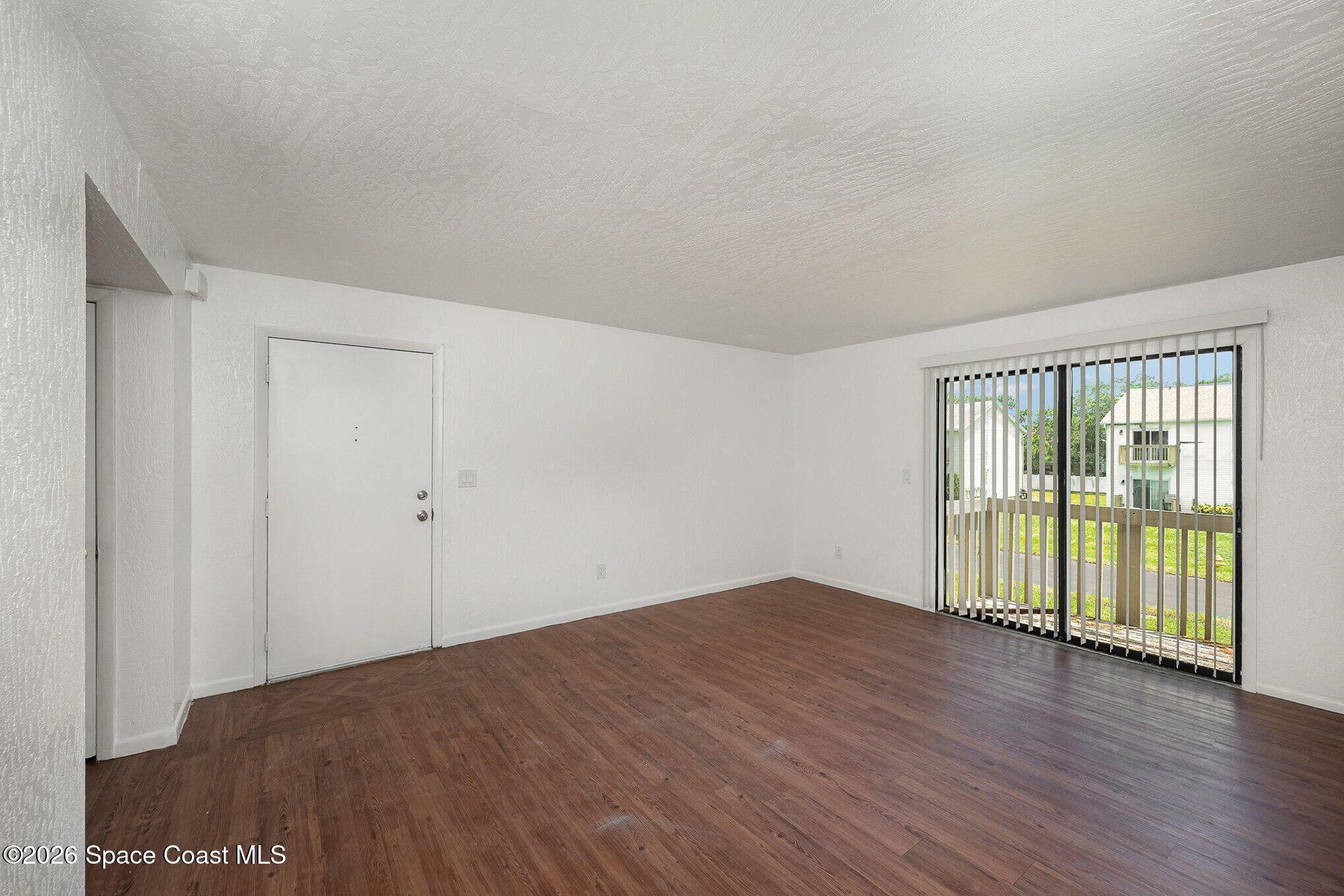 2612 Tree Ridge Lane NE