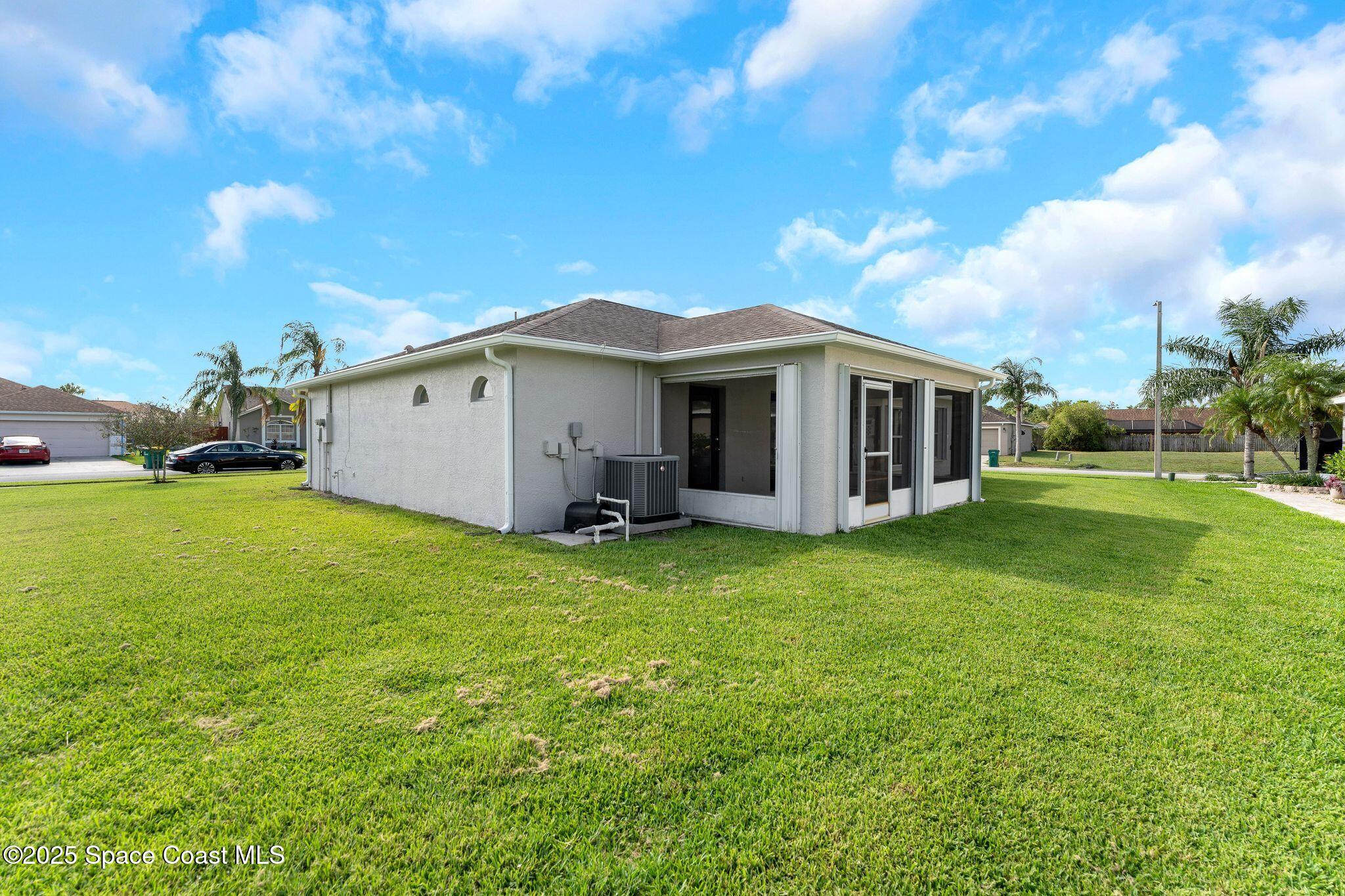 1132 Egret Lake Way