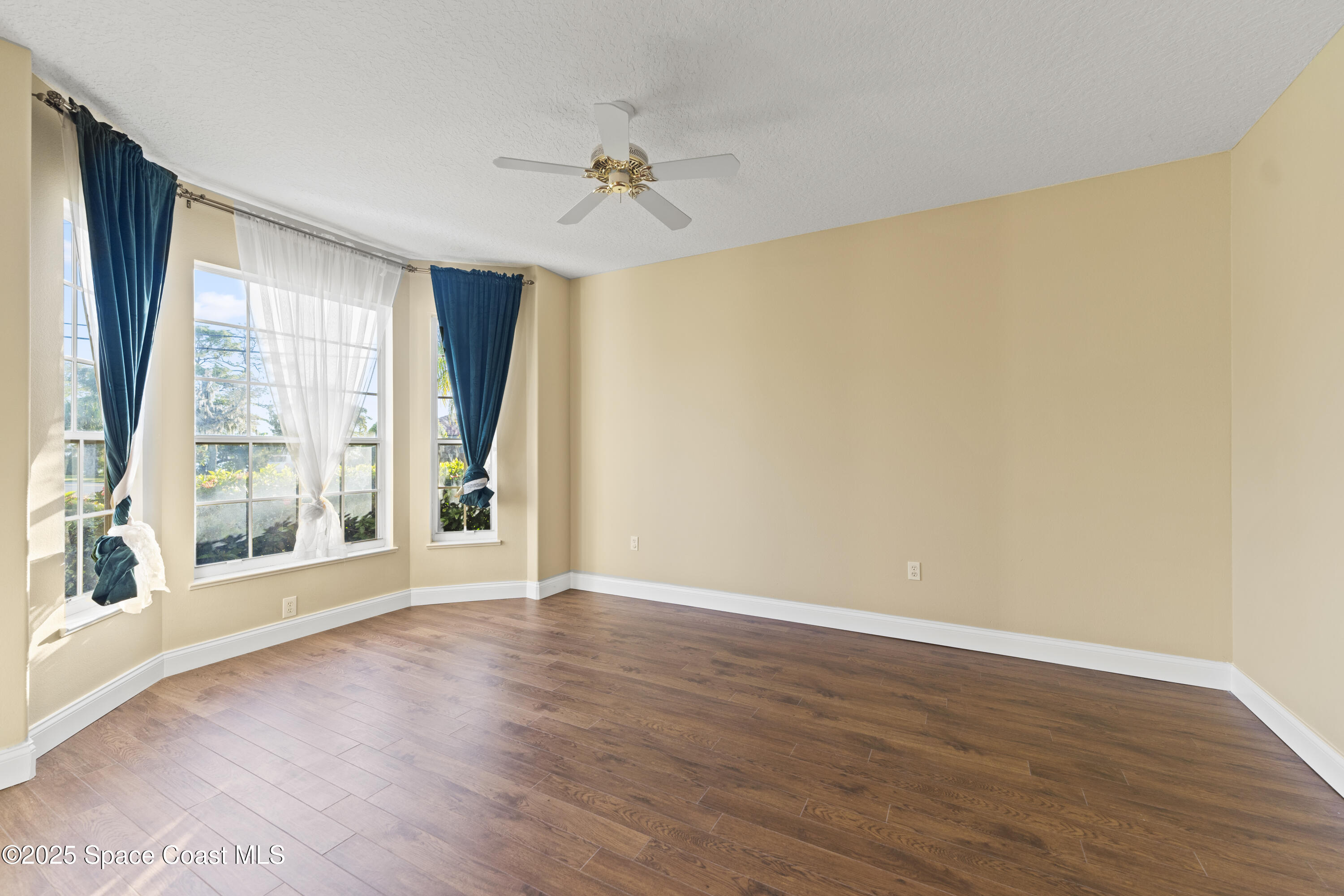 500 Hidden Hollow Drive