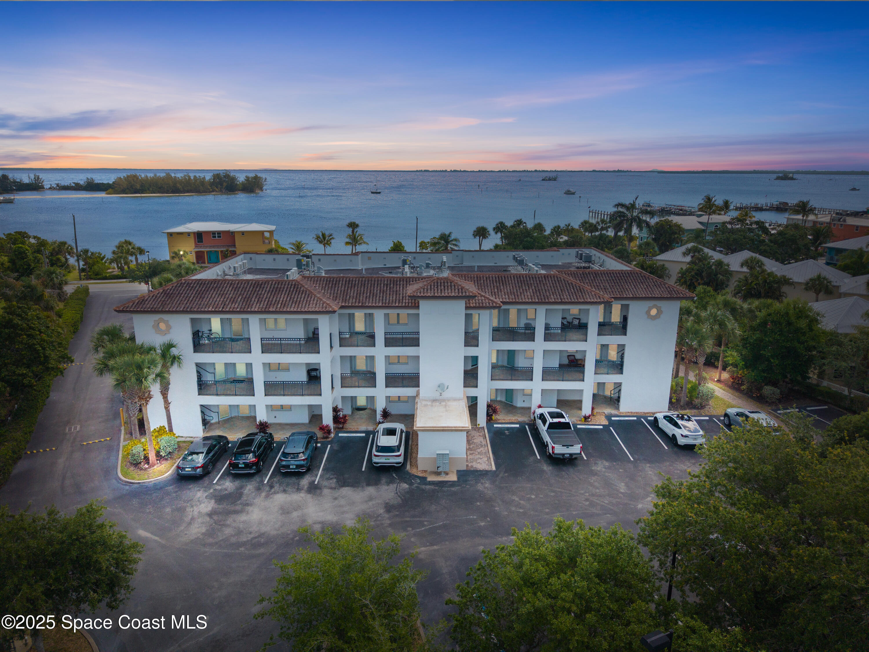 1623 Indian River Drive 103