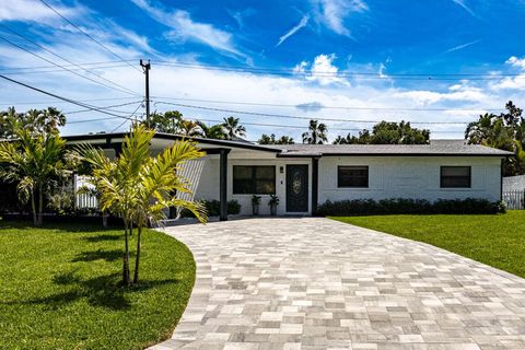 Single Family Residence in Indialantic FL 1848 Gulf Court 3.jpg